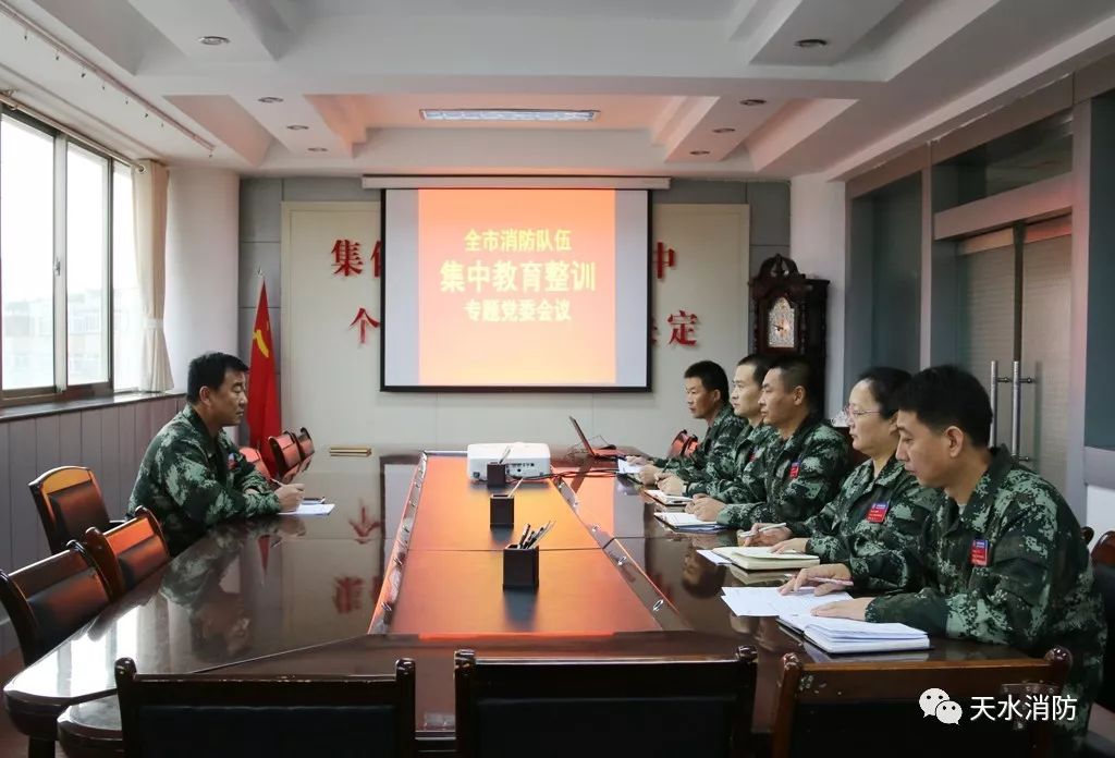 军队支部班子在建设中，引领力、凝聚力与战斗力的提升路径，军队支部班子建设，提升引领力、凝聚力与战斗力的路径探索