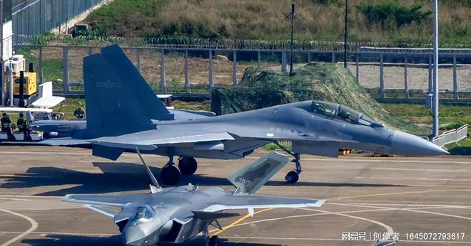F16V与歼-16，两款战斗机的性能对比与实力评估，F16V与歼-16战斗机性能对比及实力评估