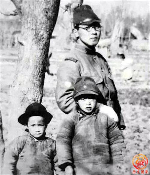 以前的老式军帽，历史的印记与文化的传承，老式军帽，历史的印记与文化的传承之路