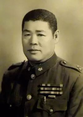 揭秘徐文华将军，一位英勇将领的传奇人生，徐文华将军，英勇将领的传奇人生揭秘