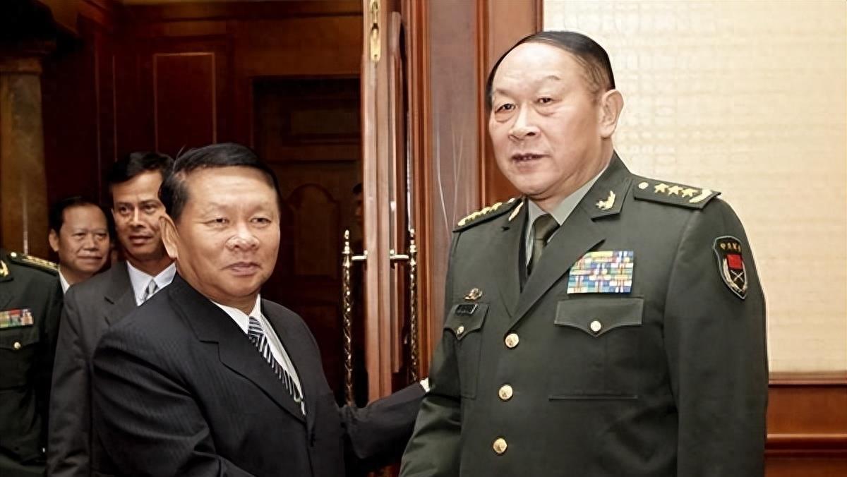 国防军事领域人物事迹，英勇无畏的军事领袖与国家卫士，英勇军事领袖与国家卫士，国防军事领域的无畏事迹