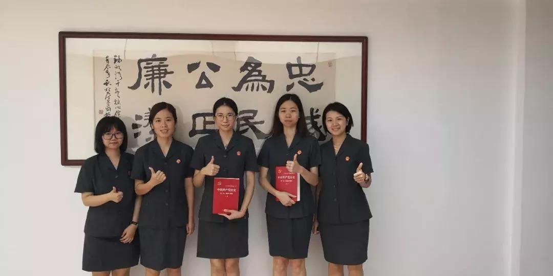 南海舰队政治部主任，引领海军走向新时代的楷模，南海舰队政治部主任，引领海军新时代的楷模