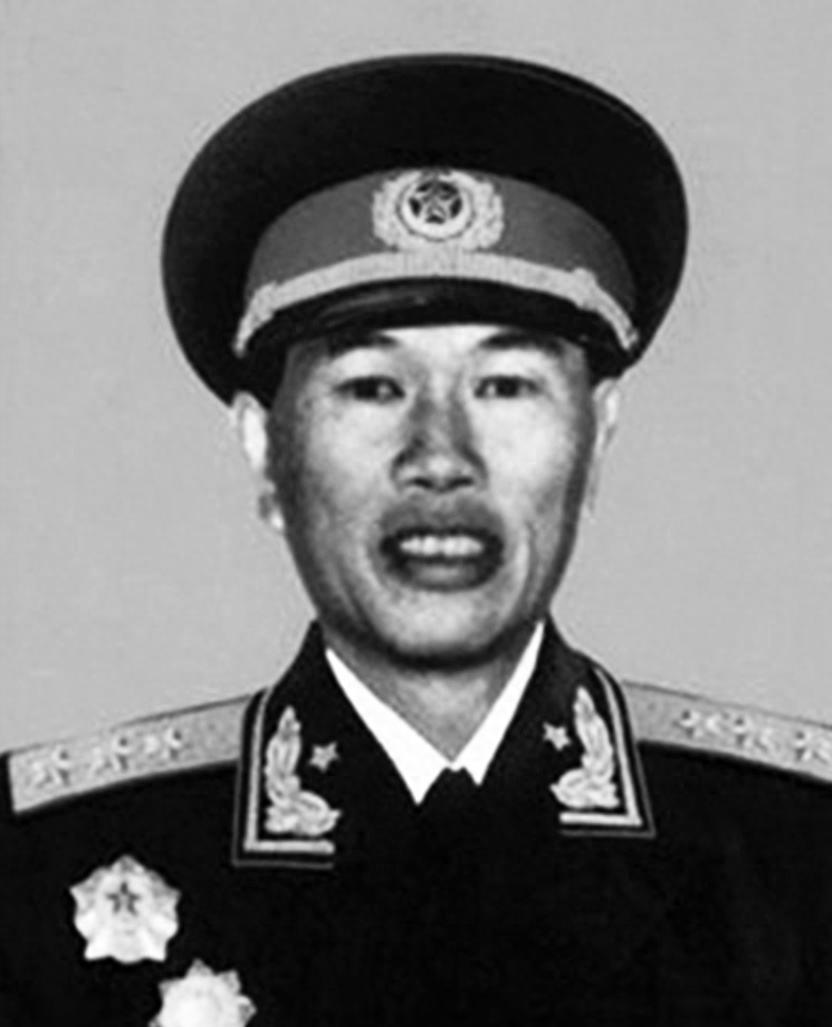 秦基伟将军与阅兵式的荣耀时刻，秦基伟将军阅兵荣耀瞬间