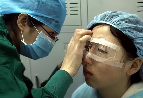 近视眼手术后的悔恨之路，近视眼手术后的遗憾之路