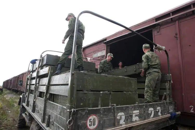 俄乌电磁脉冲武器，现代战争的科技博弈，俄乌电磁脉冲武器，现代战争科技博弈的焦点