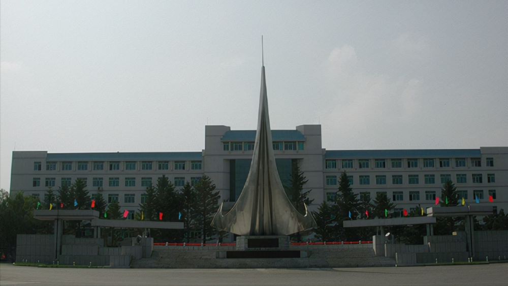 中国空军航空大学蚌埠，培育英才的摇篮，中国空军航空大学蚌埠，英才培育摇篮