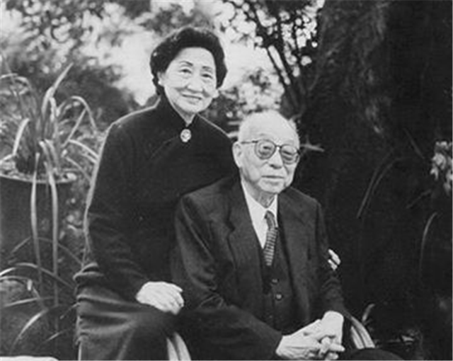 邓稼先的感人事迹，矢志不渝的科研先锋，邓稼先，矢志不渝的科研先锋，感人事迹永载史册