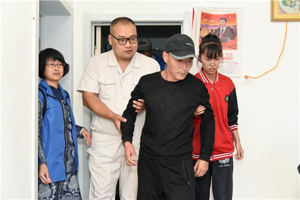 辽宁舰着舰的重大意义与感受，辽宁舰着舰的历史意义与个人感悟