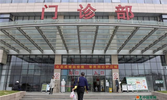 中部战区总医院与161医院，区别与特点分析，中部战区总医院与161医院，区别与特色解析