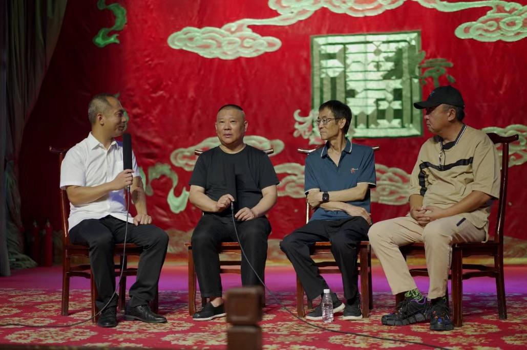 七一勋章与八一勋章，荣誉之巅的比较，七一勋章与八一勋章，荣誉之巅的对比与解读