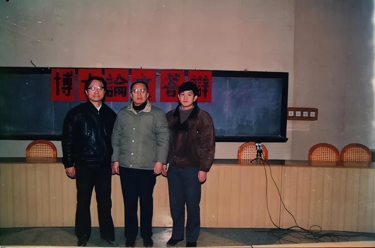高能微波电磁脉冲武器，现代战争的革新力量，高能微波电磁脉冲武器，现代战争的革新力量揭秘