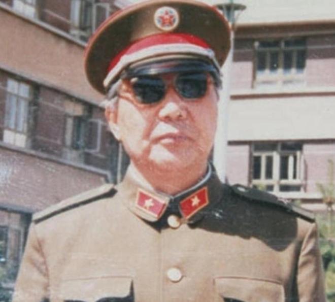 麻扶摇与志愿军战歌，一首英勇无畏的赞歌，麻扶摇与志愿军战歌，英勇无畏的赞歌挥洒热血与青春