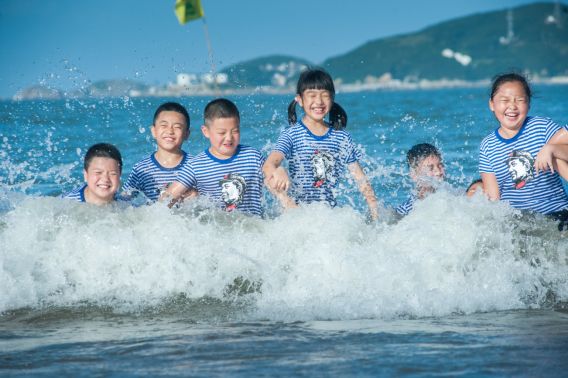人民海军空军成立七十周年意义深远，人民海军空军成立七十周年，深远意义值得纪念