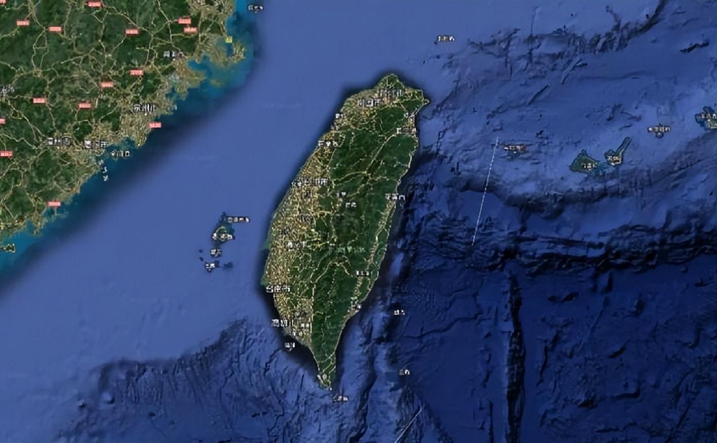 台海冲突及其潜在影响，沿海工业面临的打击与挑战，台海冲突及其影响，沿海工业的打击与挑战