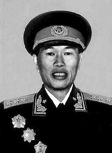 抗美援朝战争中的志愿军司令员和政治委员名单，抗美援朝战争中的英雄群体，志愿军司令员与政治委员名单全解析