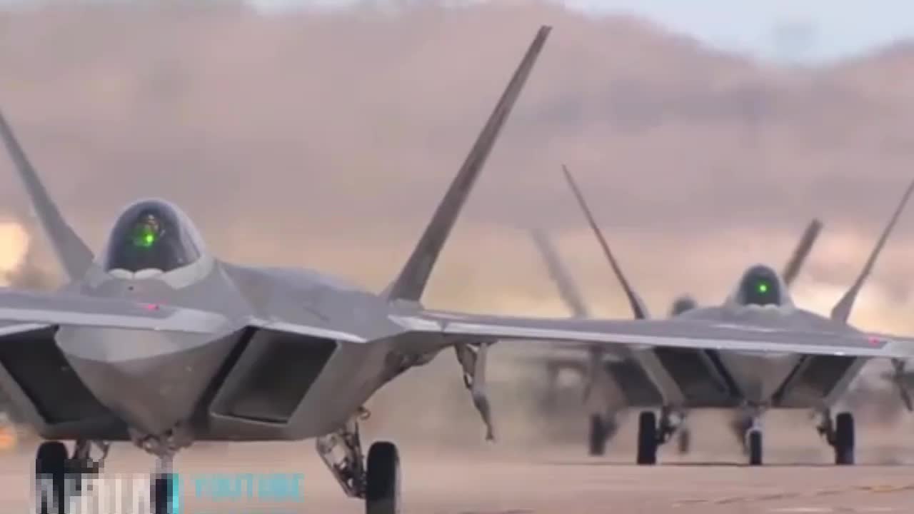 揭秘F-22实战视频，探索顶尖战斗机的非凡能力，F-22实战视频揭秘，顶尖战斗机的卓越性能探索