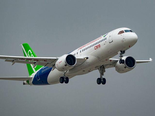 我国空军一号机型揭秘，荣耀与力量的象征，揭秘空军一号机型，荣耀与力量的象征