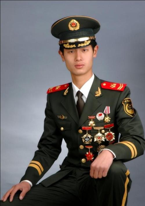 盛世盛典，2009国庆阅兵装备方队一览，盛世盛典下的装备力量，2009国庆阅兵装备方队全景展示