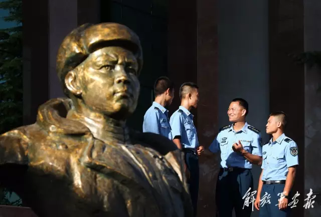 黄继光连所属部队的历史与荣耀，黄继光连所属部队，历史传承与荣耀光辉