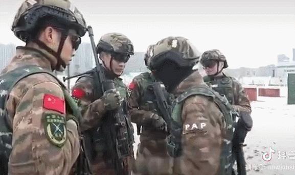 中央7军事频道下的狙击手，精英战士的无声使命，中央军事频道揭秘，狙击手精英的无声使命