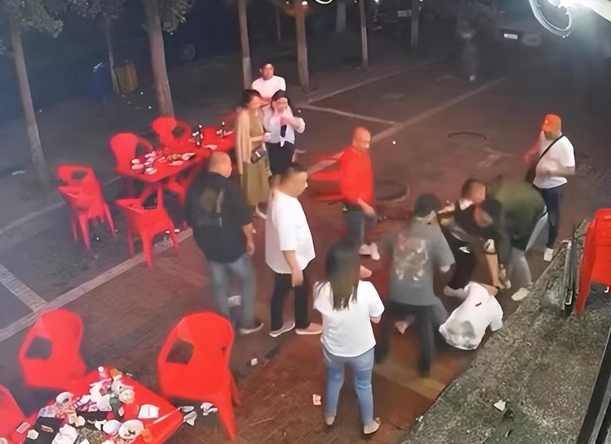 中央新闻唐山打人事件，深度分析与反思，唐山打人事件深度分析与反思，中央新闻视角的反思与探讨