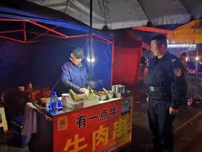 昆仑山舰服役，中国海军力量的崭新篇章，昆仑山舰服役揭幕中国海军力量的新篇章